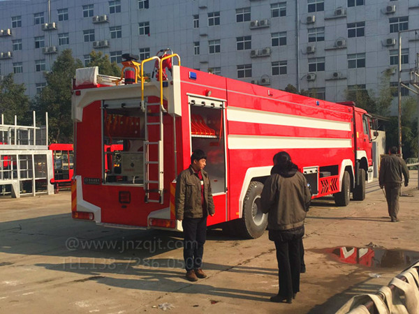 前四后八消防車質檢 微信圖片_20180115103011.jpg