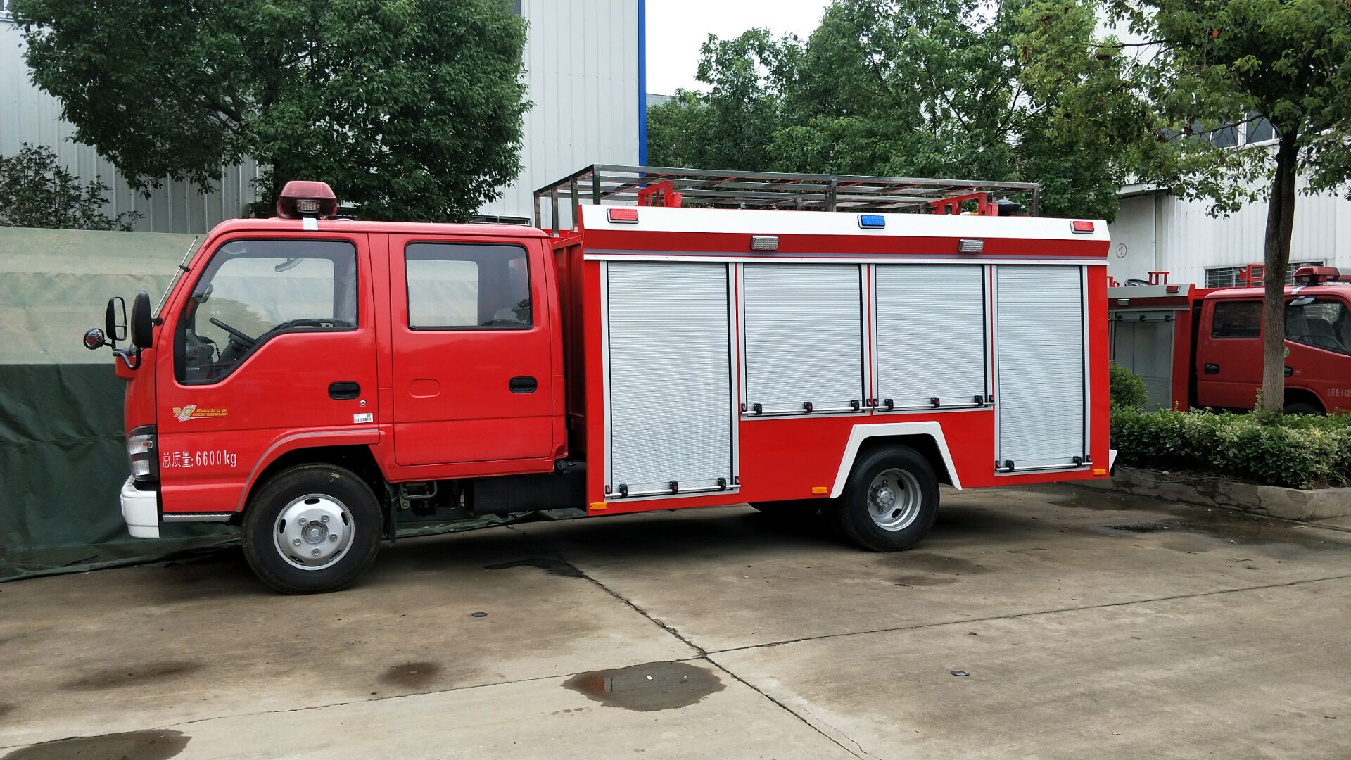 五十鈴水罐消防車 4A08BDD160F6DD16C0AC2B29CBA60F1F.jpg